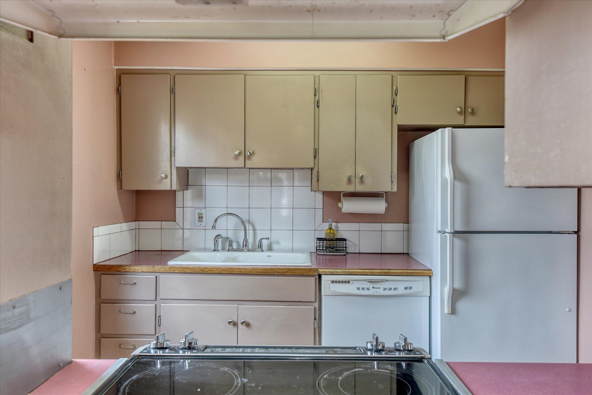 7612 N Whitehouse Dr