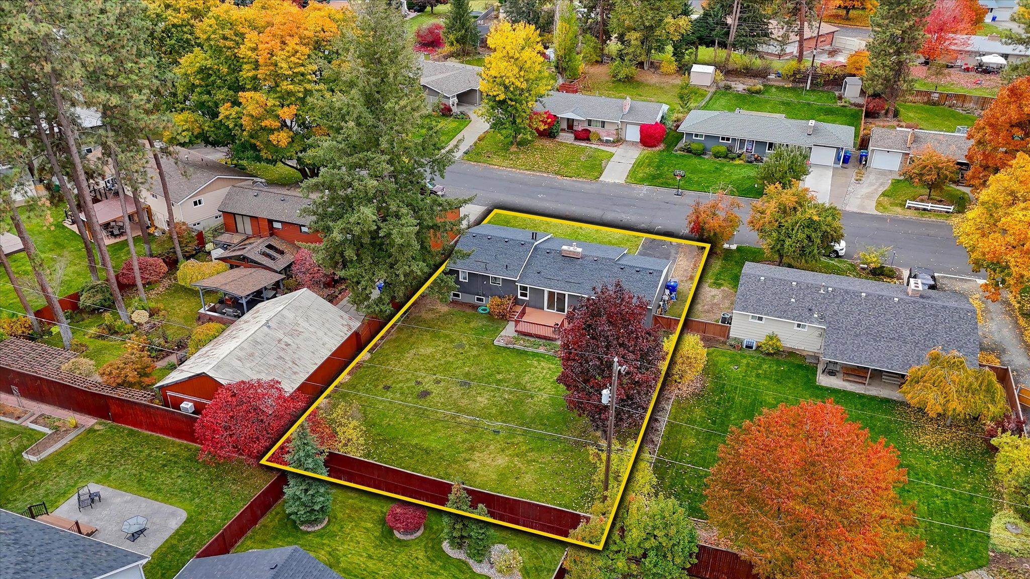 7612 N Whitehouse Dr