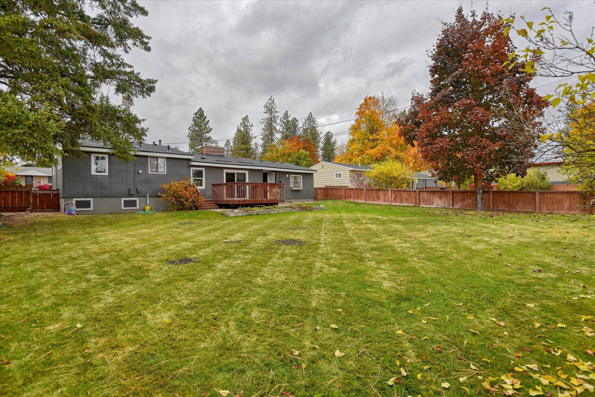 7612 N Whitehouse Dr