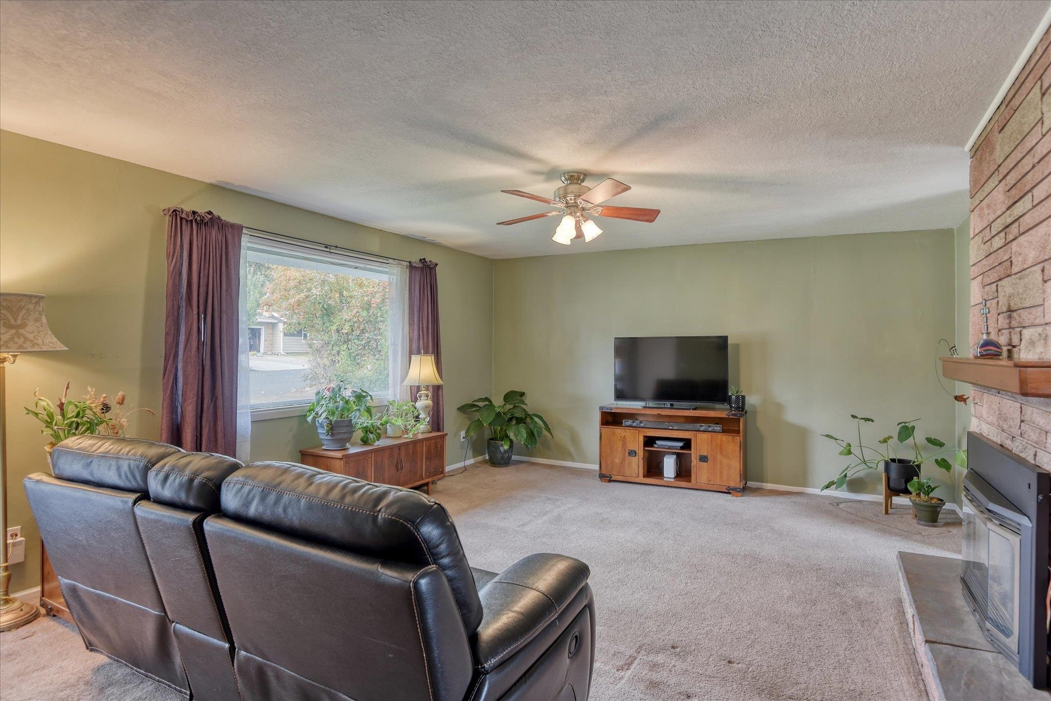 7612 N Whitehouse Dr