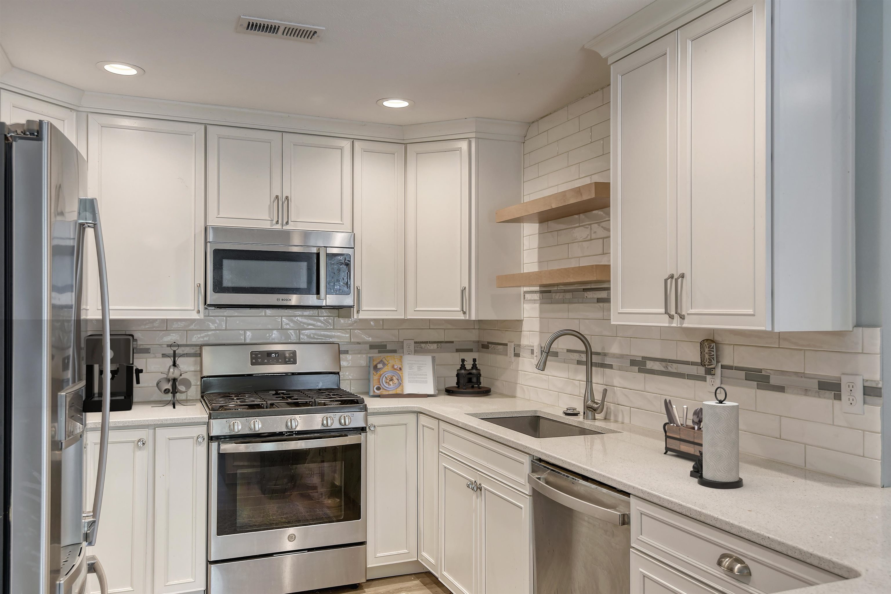 23106 E Melkapsi Ave