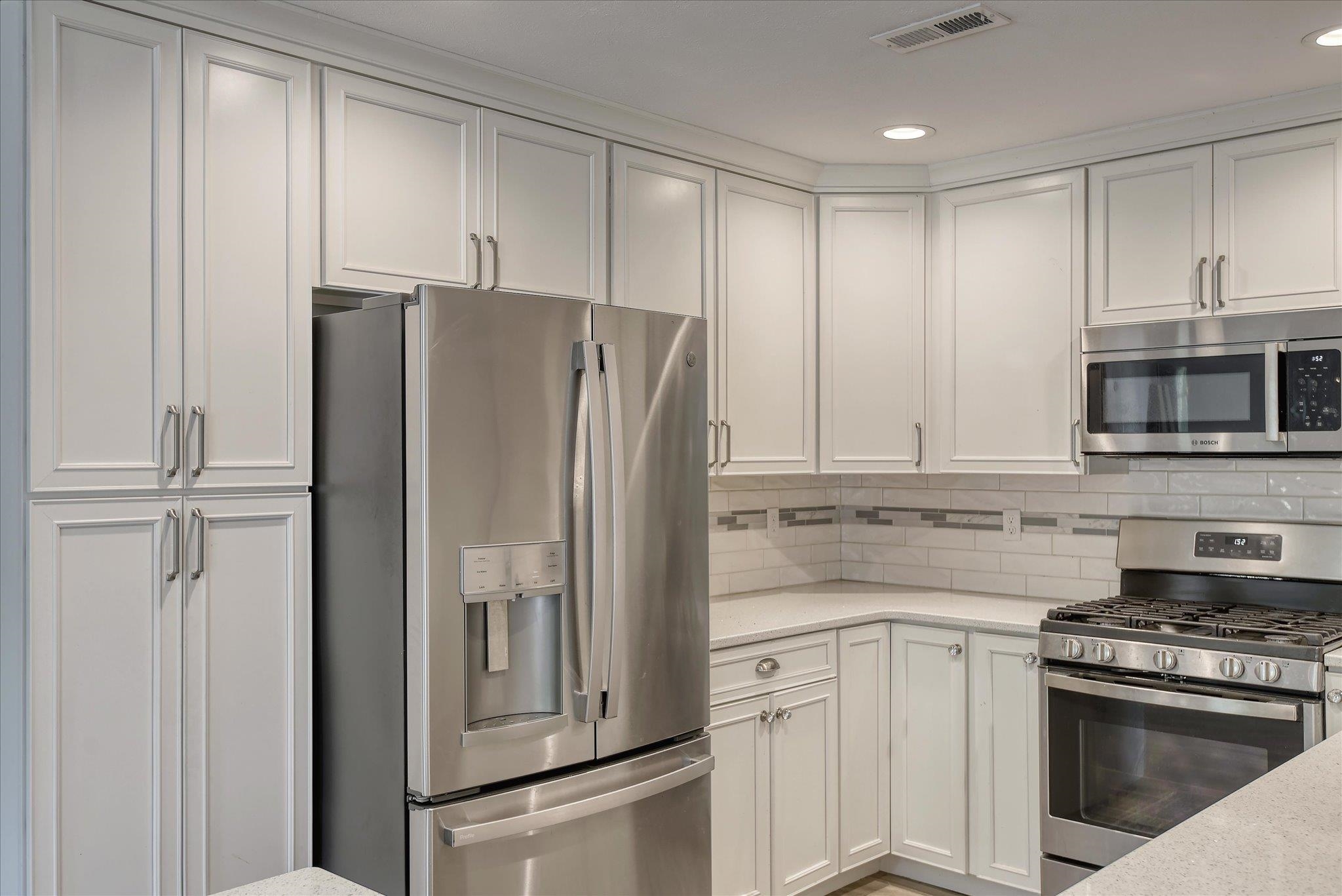 23106 E Melkapsi Ave