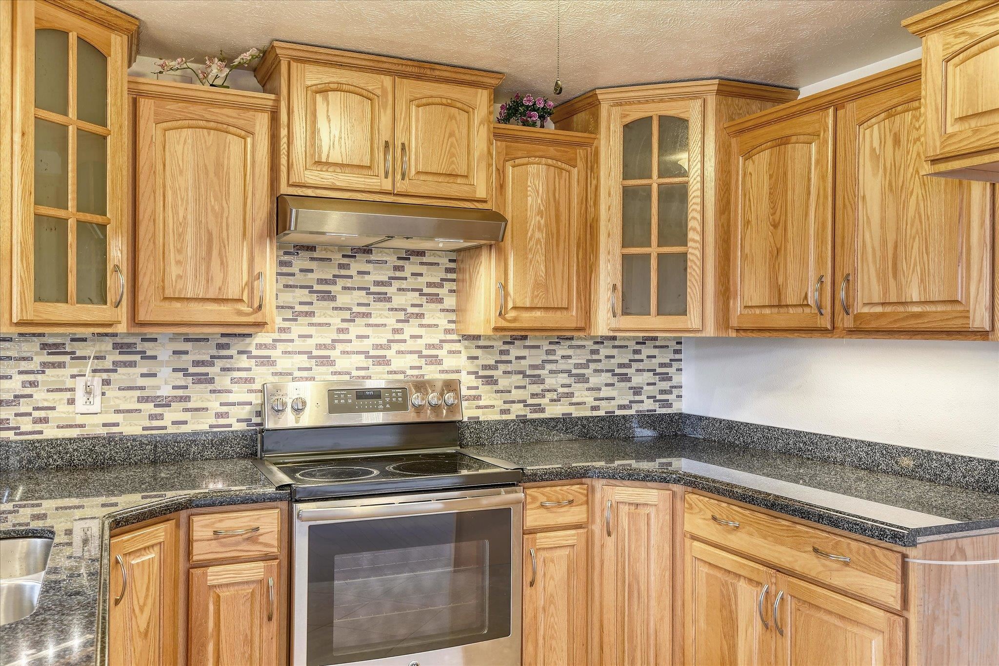 11920 E RAILROAD Ave