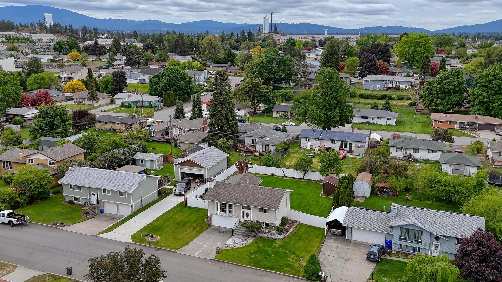 11920 E RAILROAD Ave