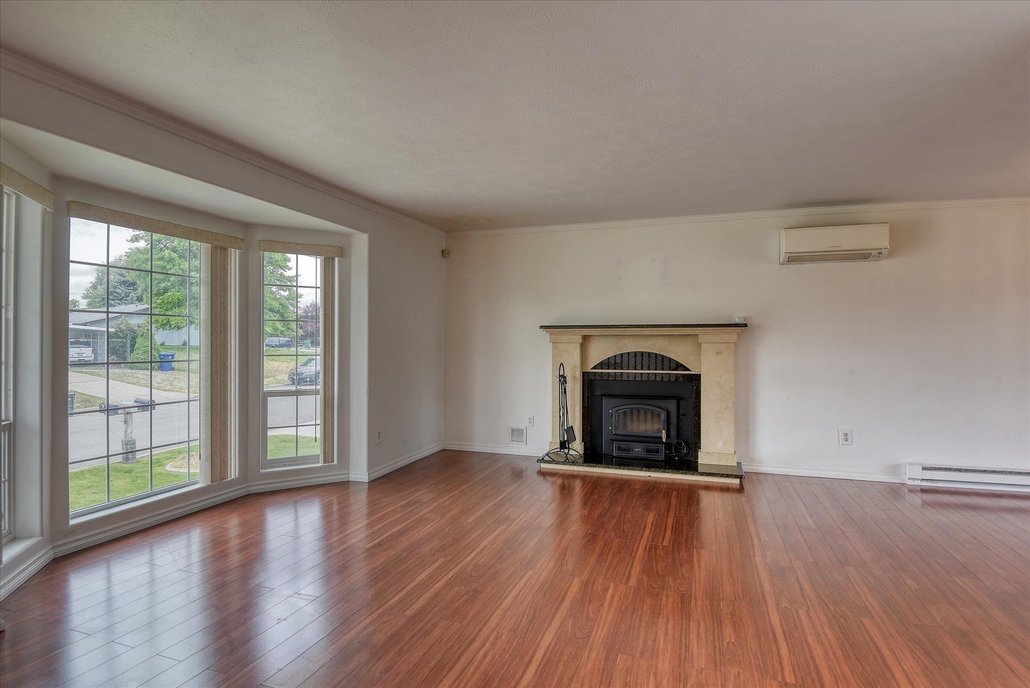 11920 E RAILROAD Ave