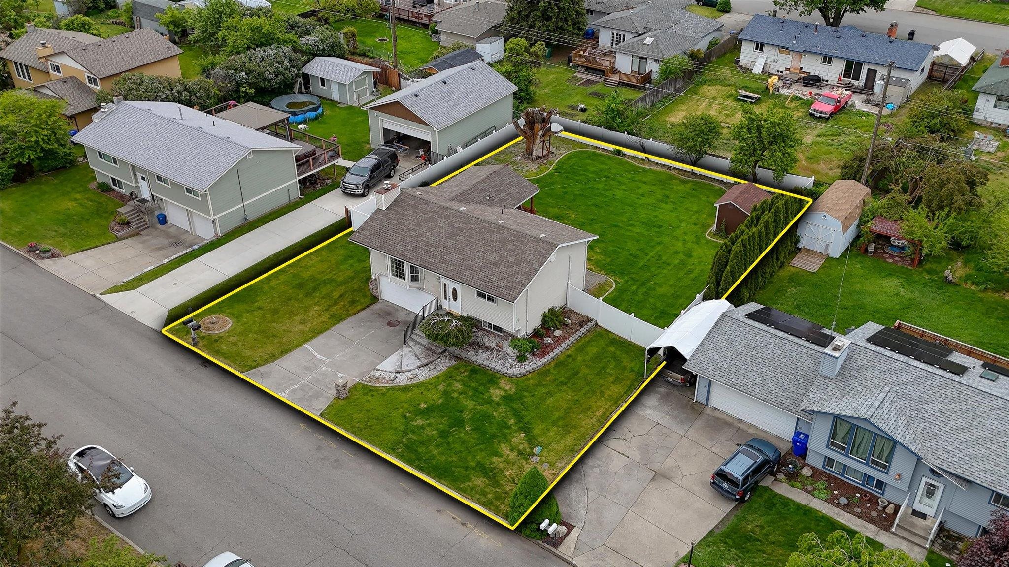 11920 E RAILROAD Ave