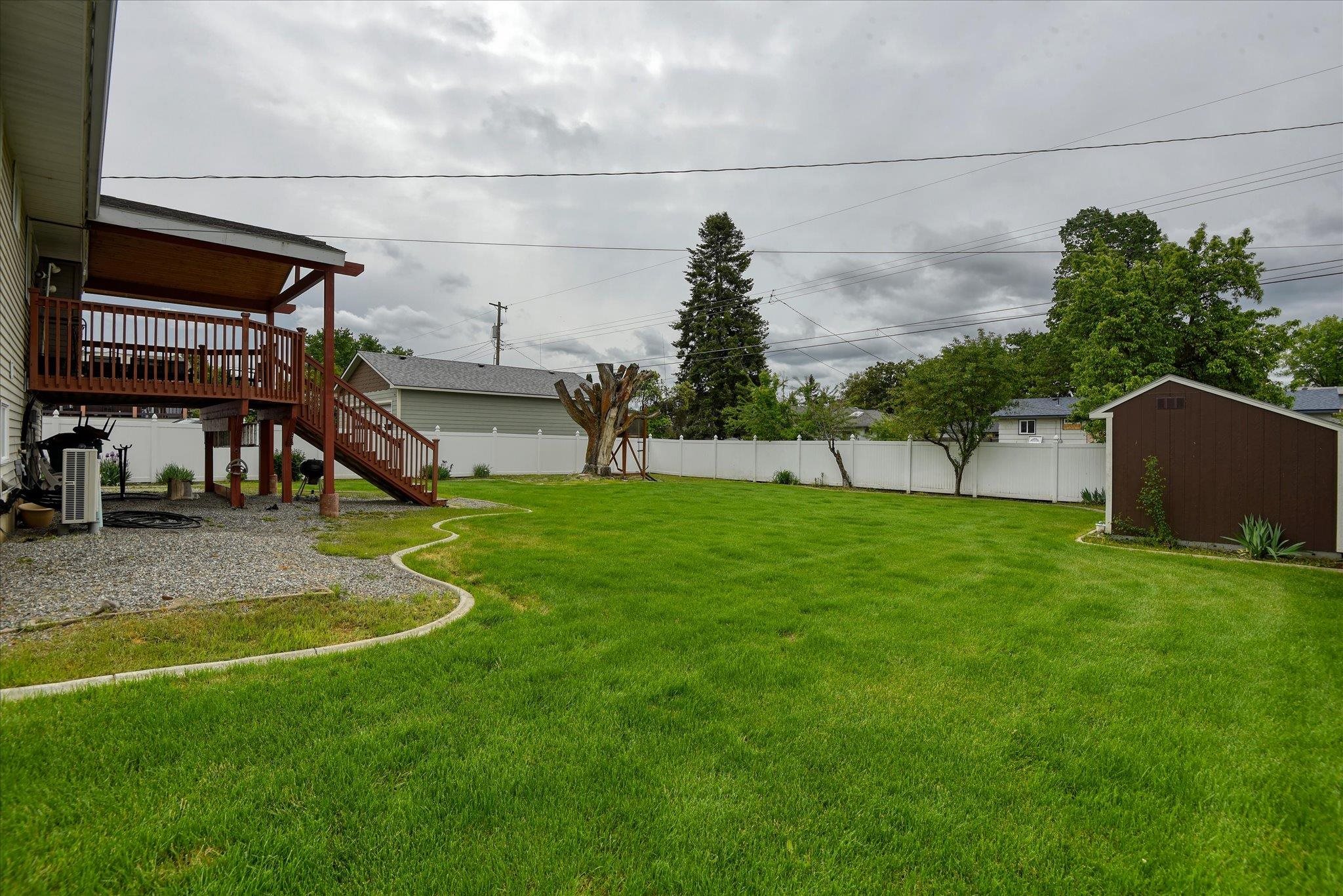 11920 E RAILROAD Ave