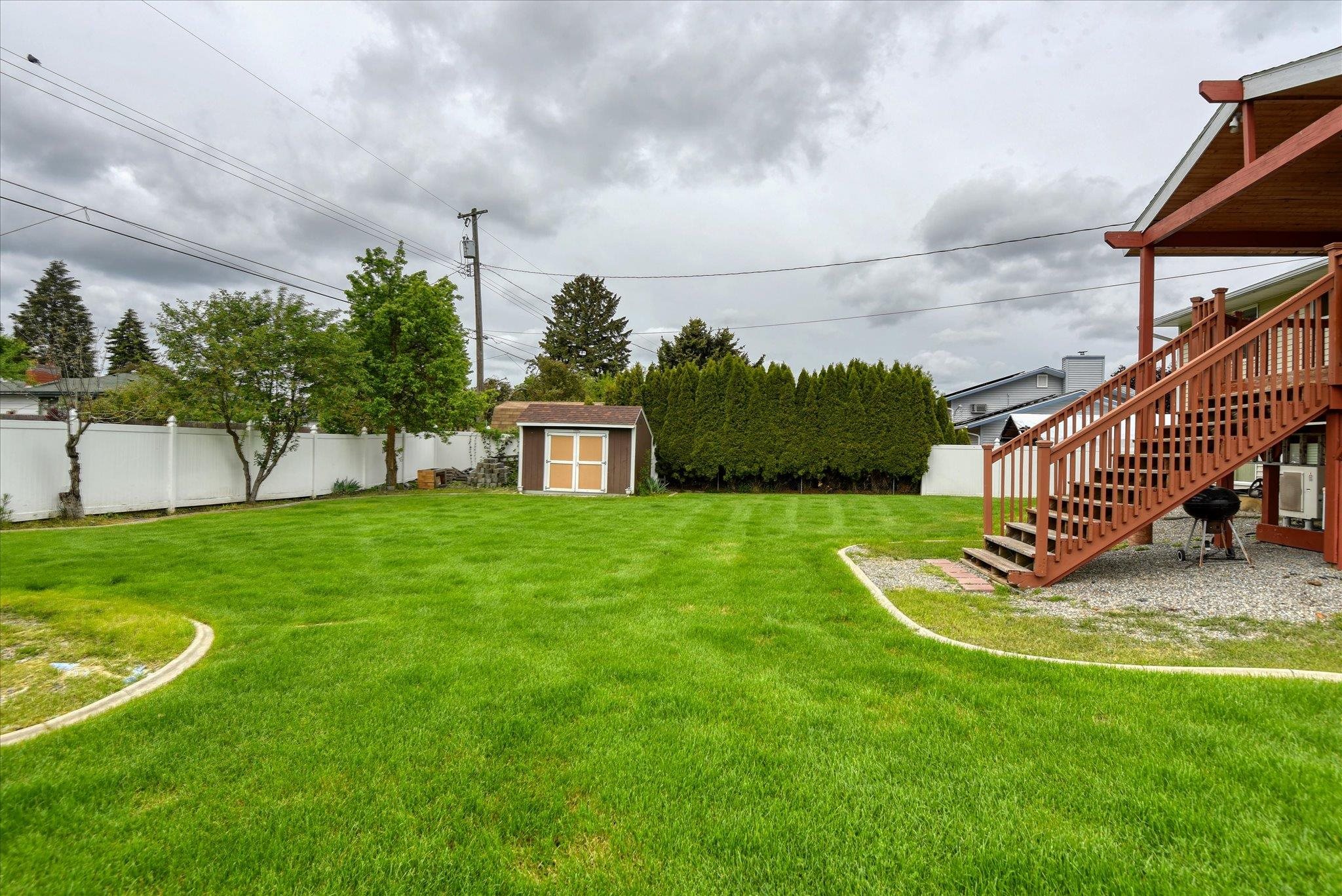 11920 E RAILROAD Ave