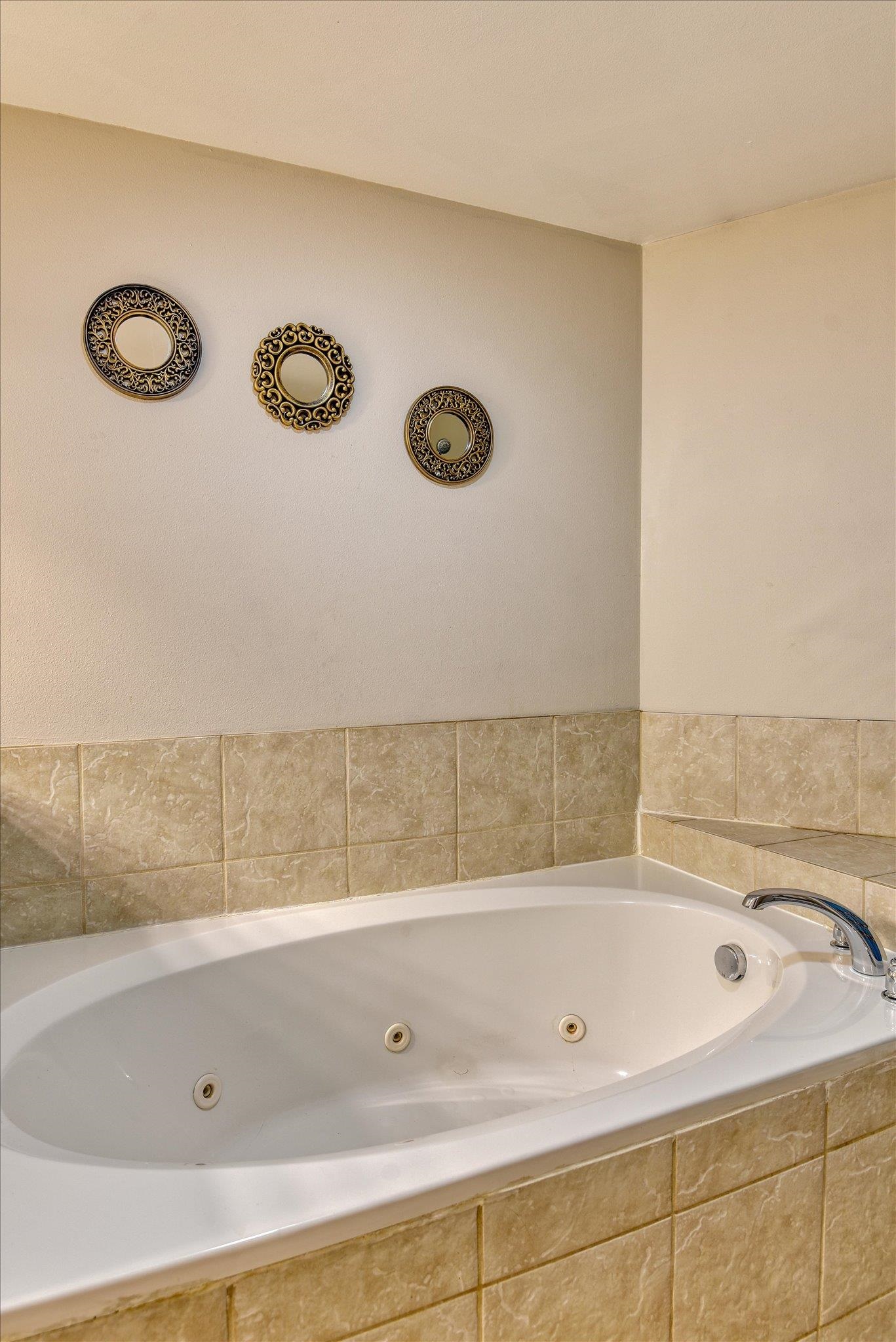 4419 E Frederick Ave