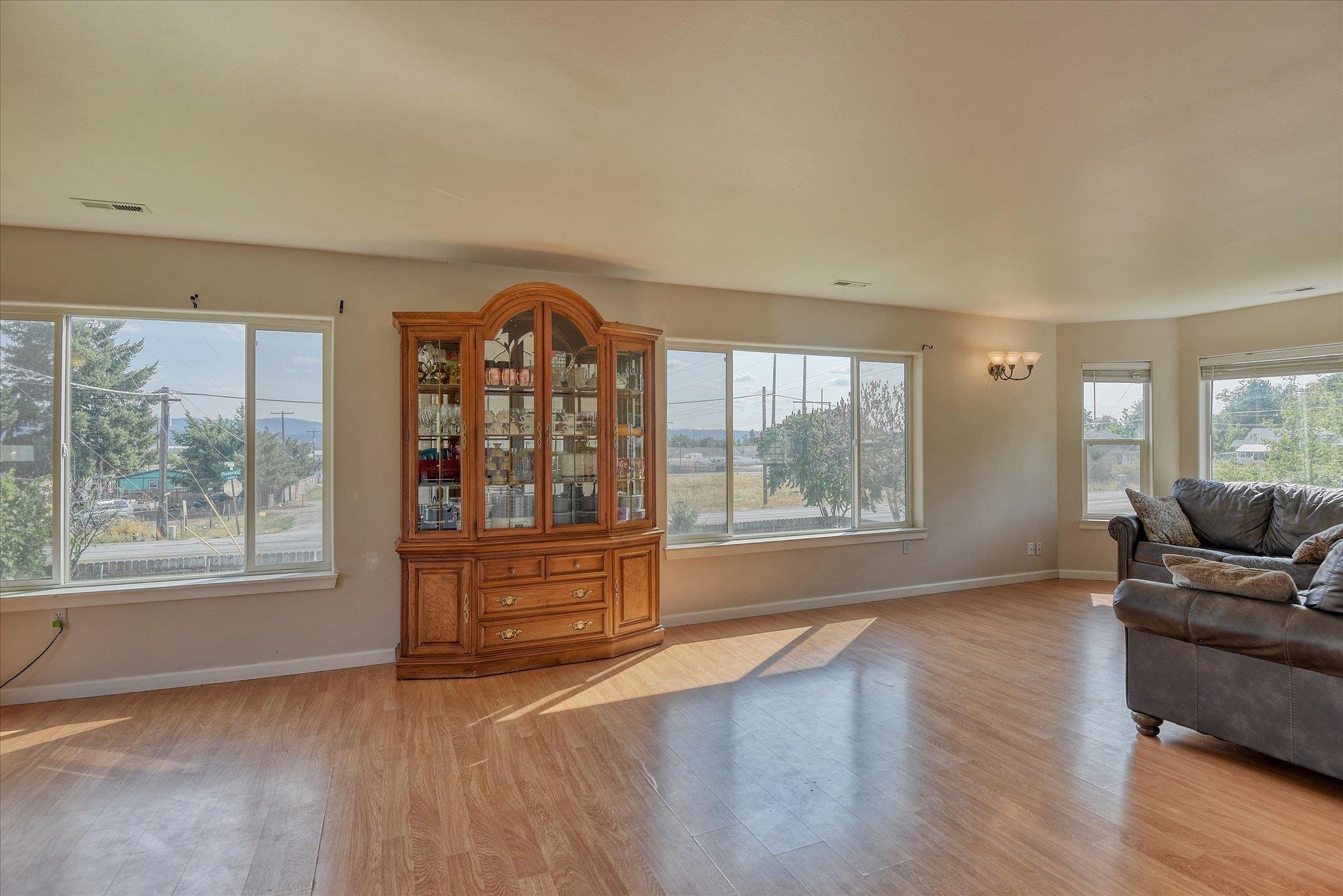 4419 E Frederick Ave