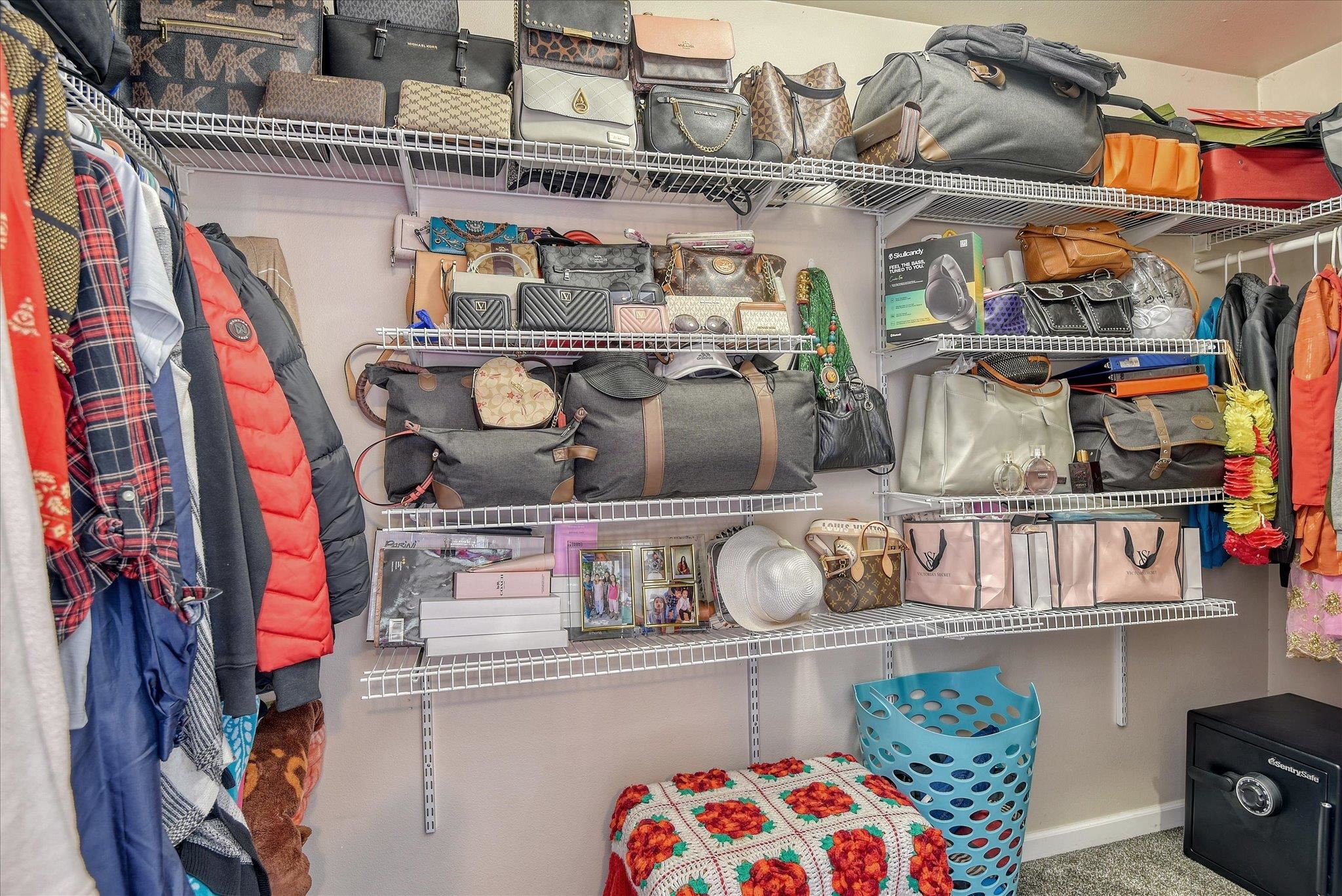 4419 E Frederick Ave