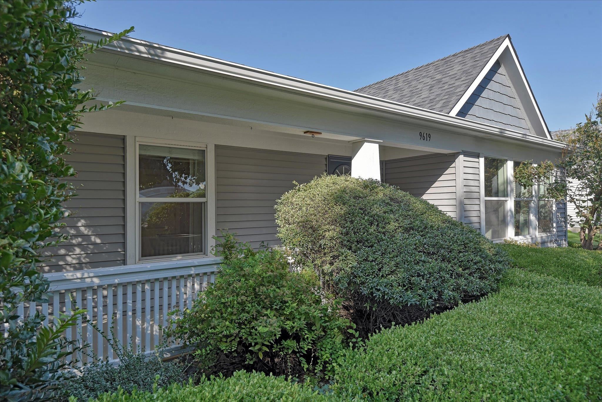 9619 E PRINCETON Ave