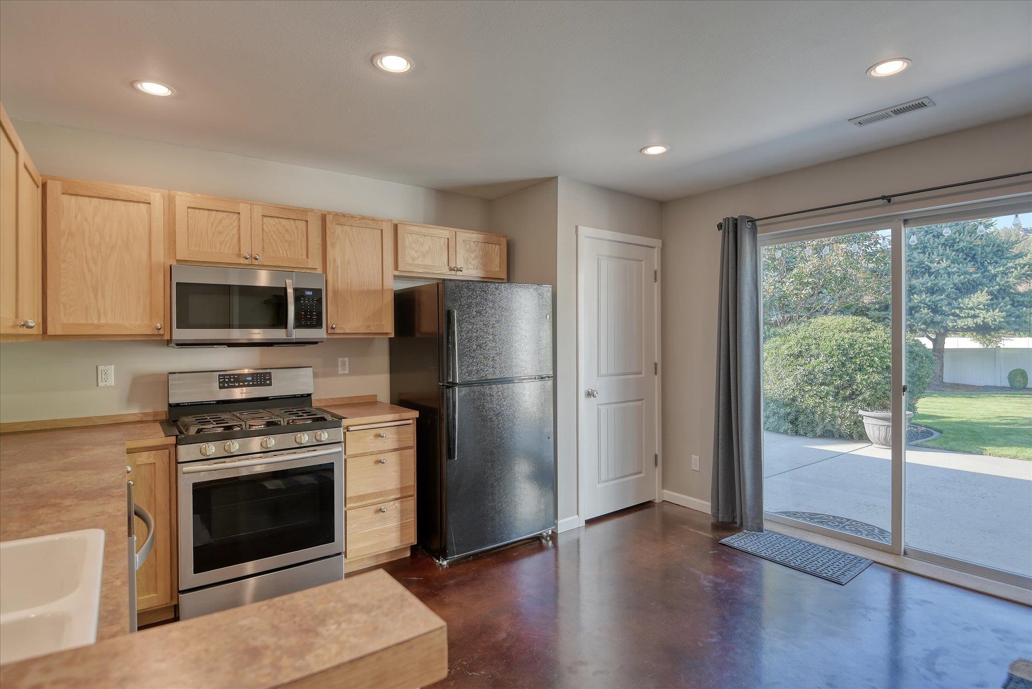 9619 E PRINCETON Ave