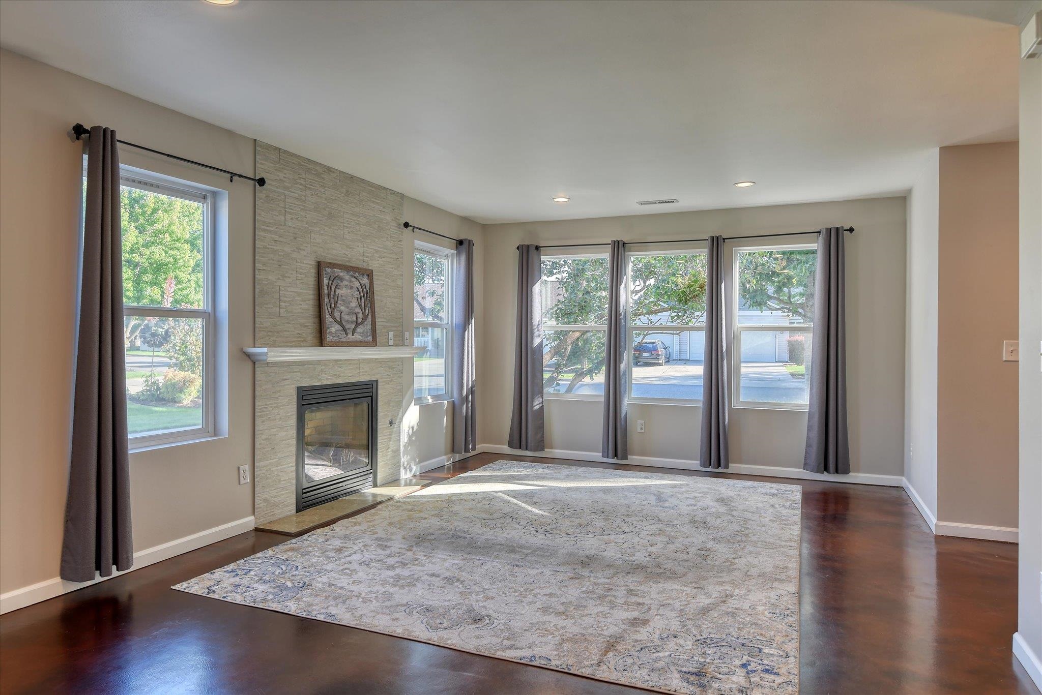 9619 E PRINCETON Ave