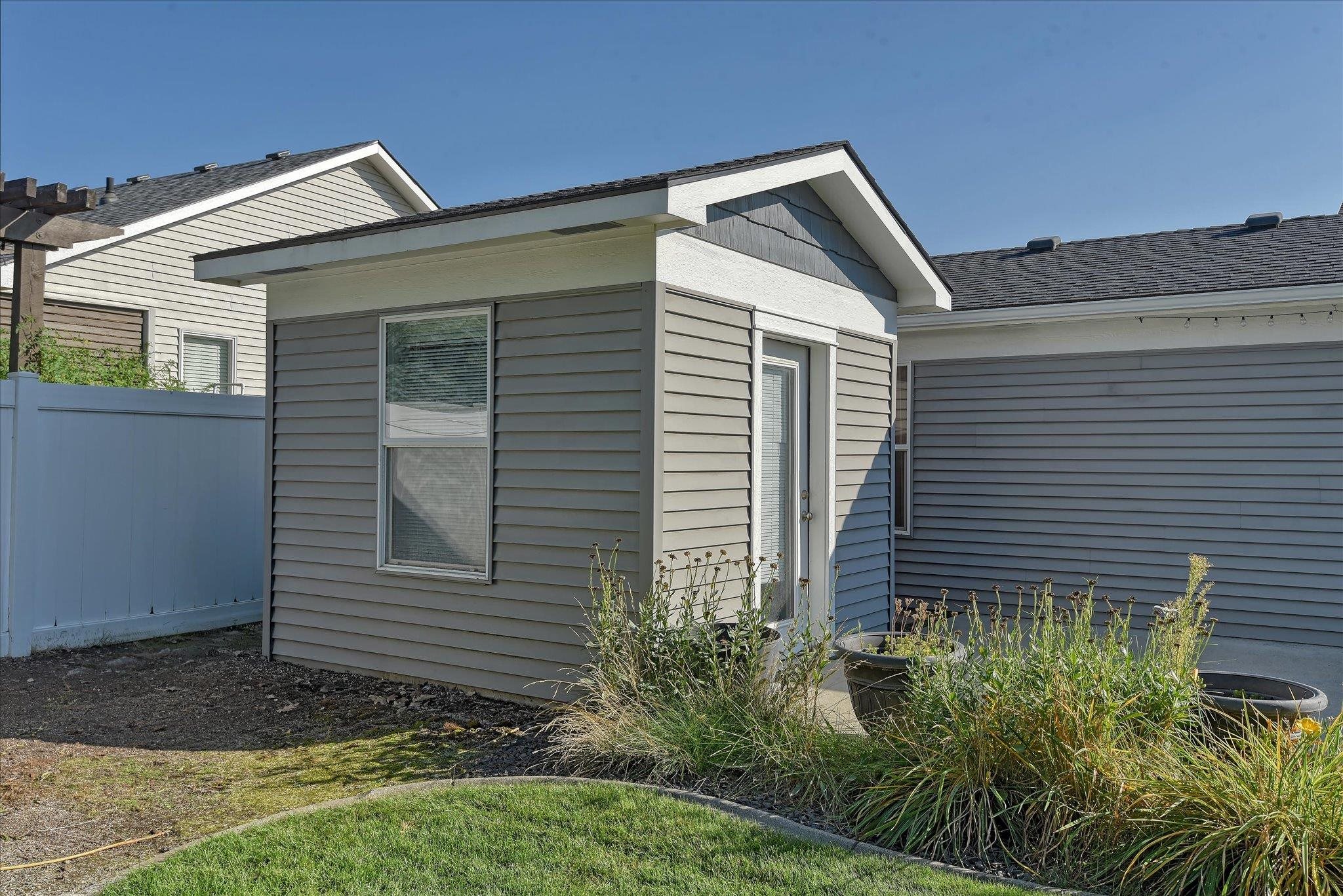 9619 E PRINCETON Ave