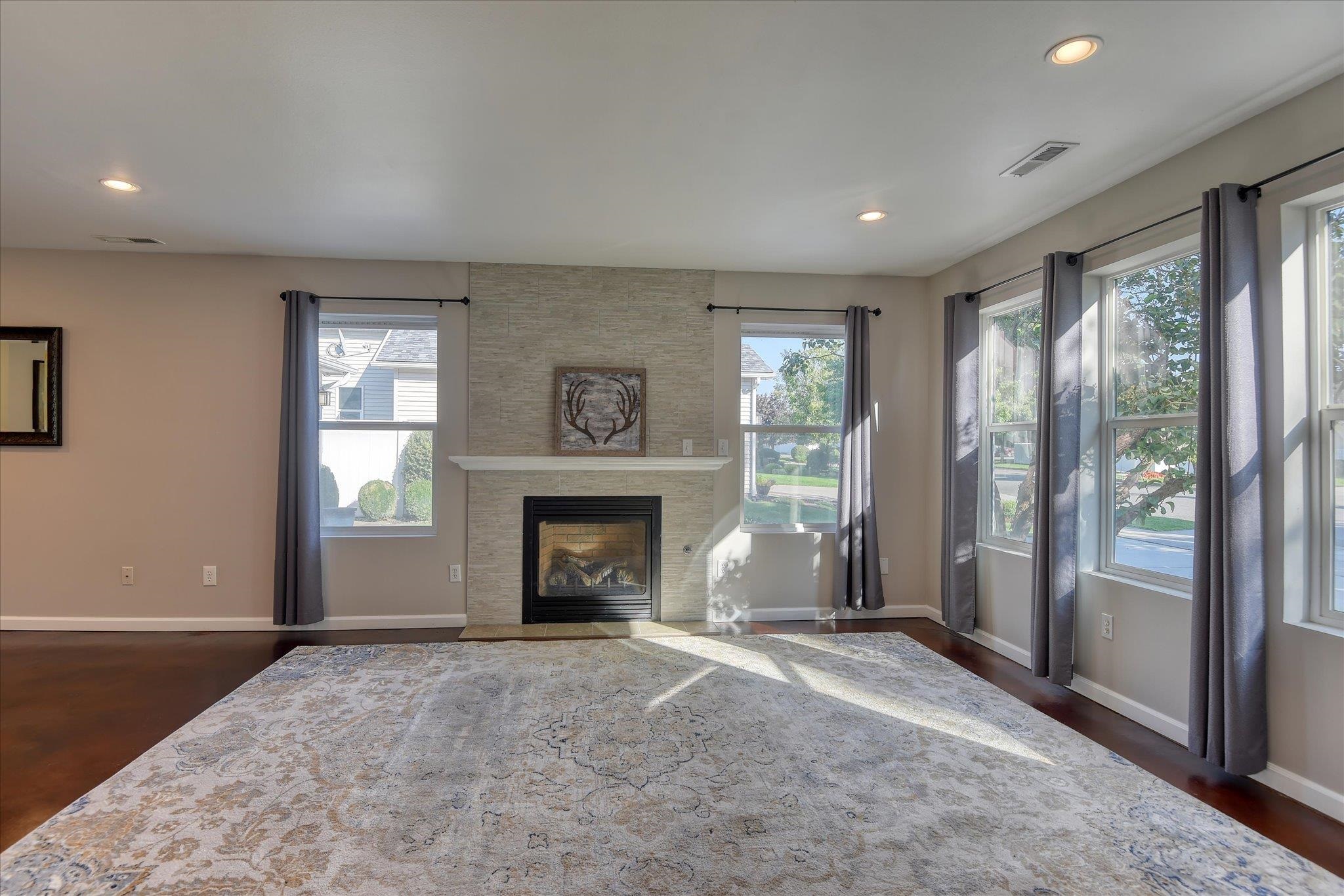 9619 E PRINCETON Ave