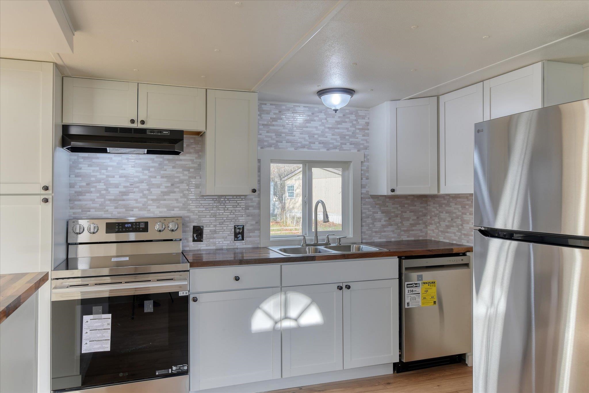 19625 E Wellesley Ave