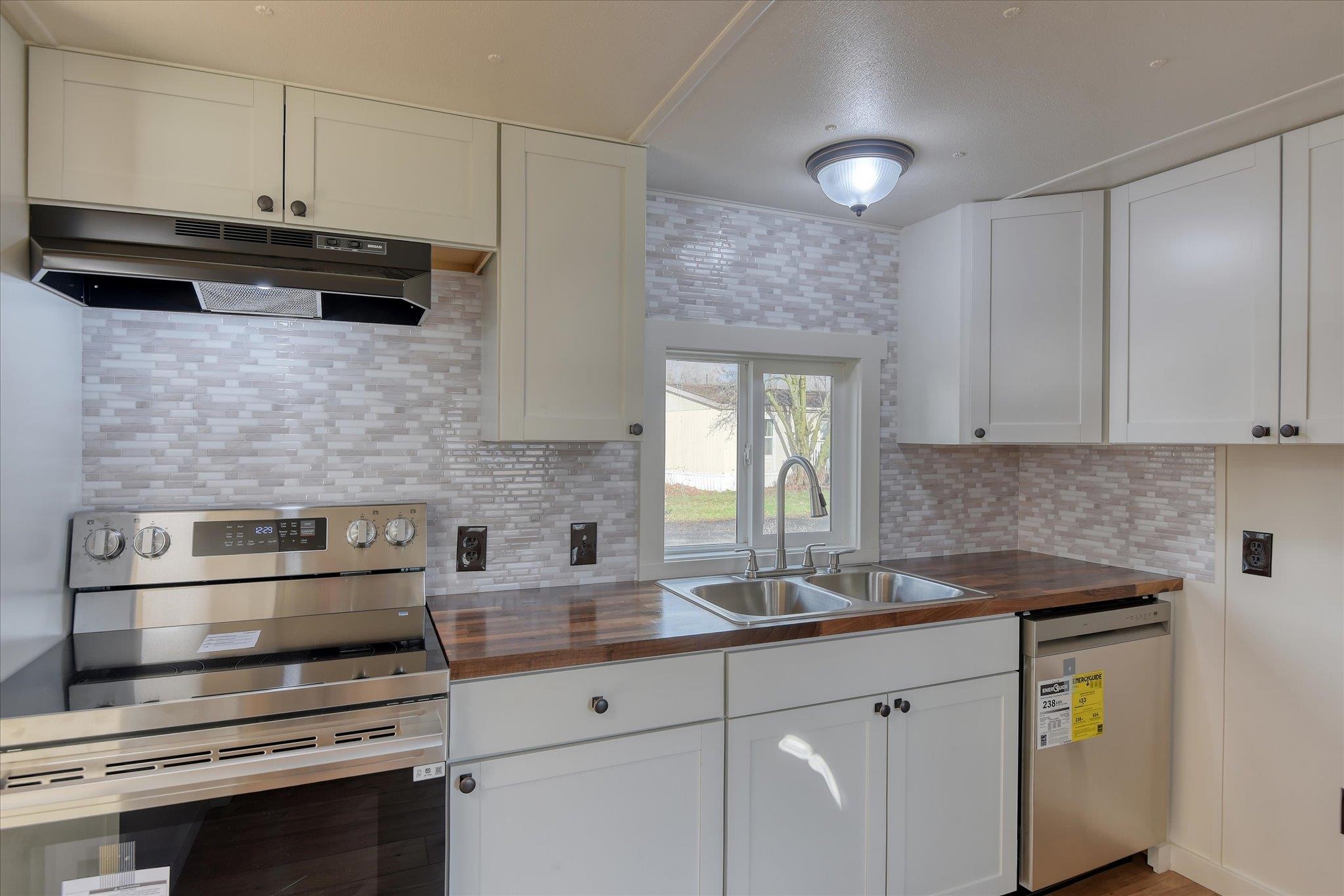 19625 E Wellesley Ave