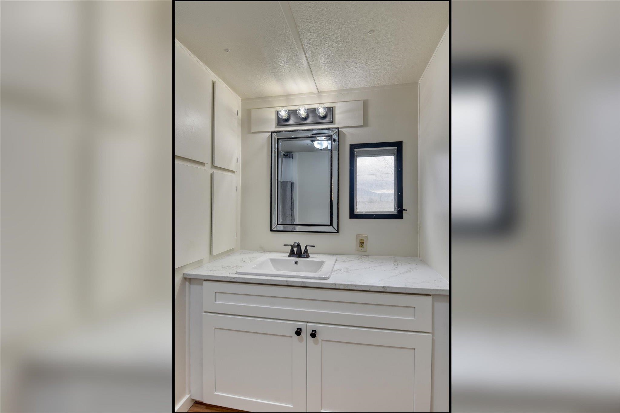 19625 E Wellesley Ave