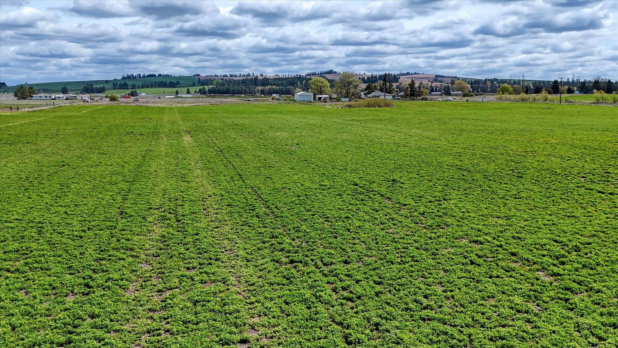 XXX ADDRESS UNKNOWN Rd