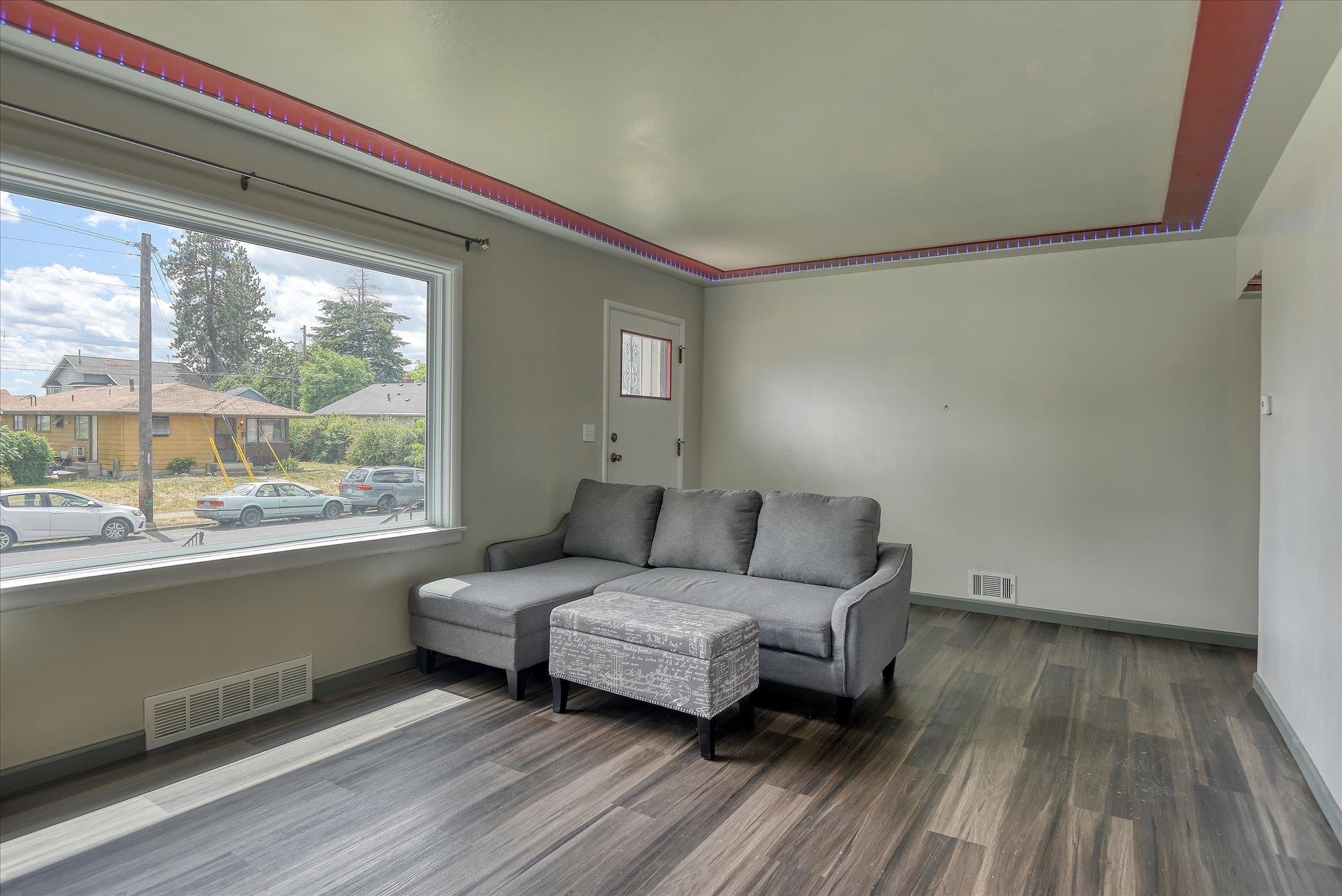 408 W GORDON Ave
