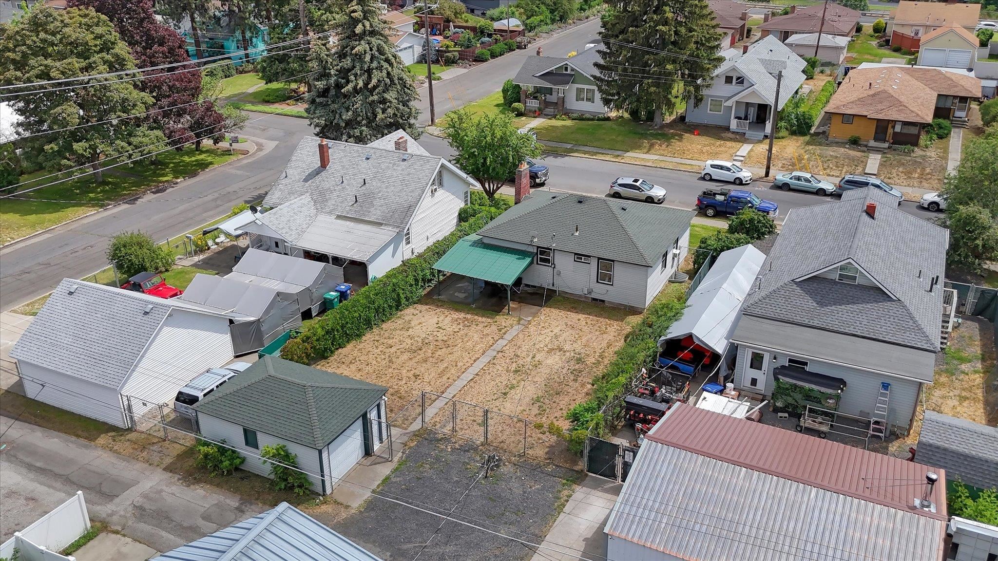 408 W GORDON Ave