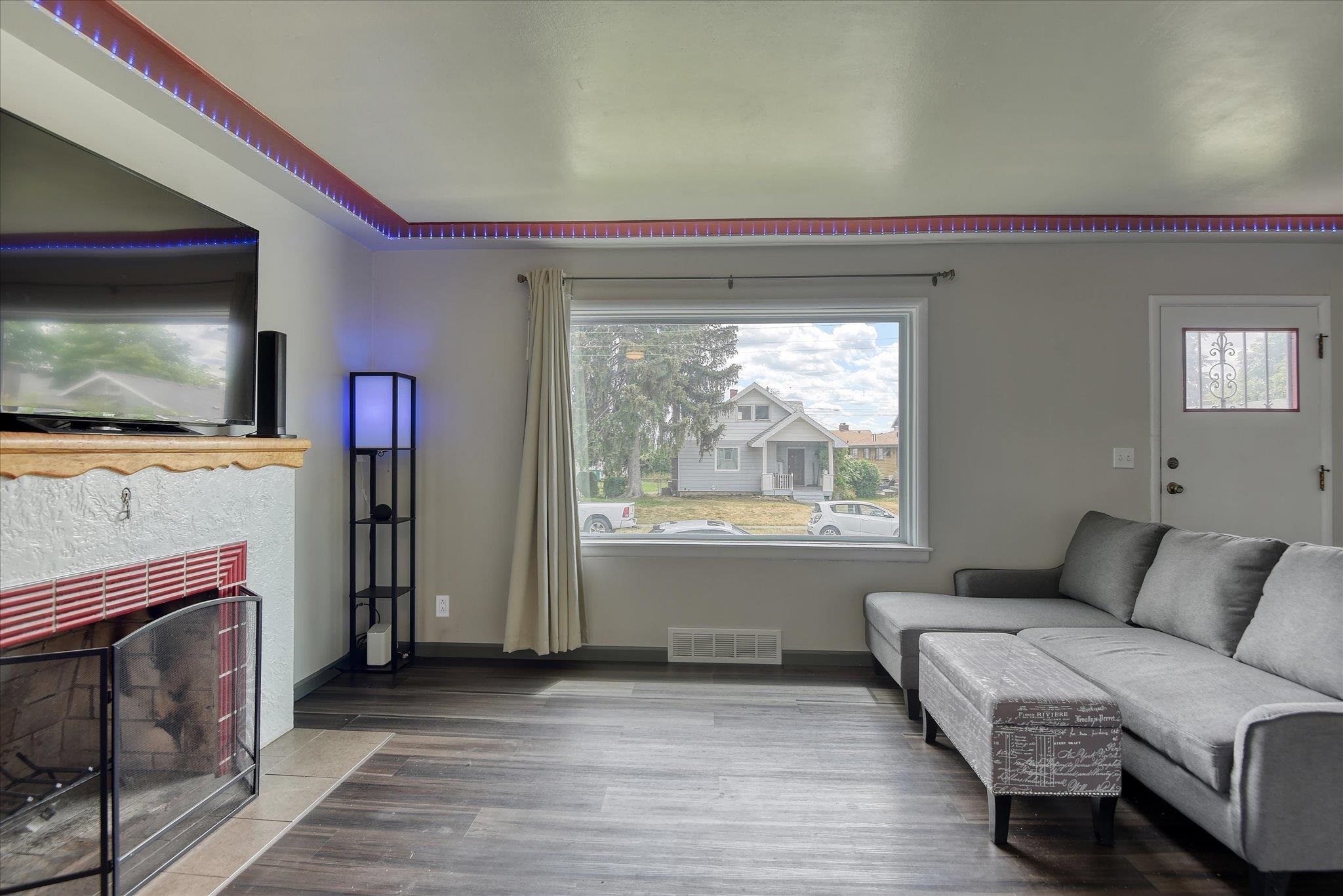 408 W GORDON Ave