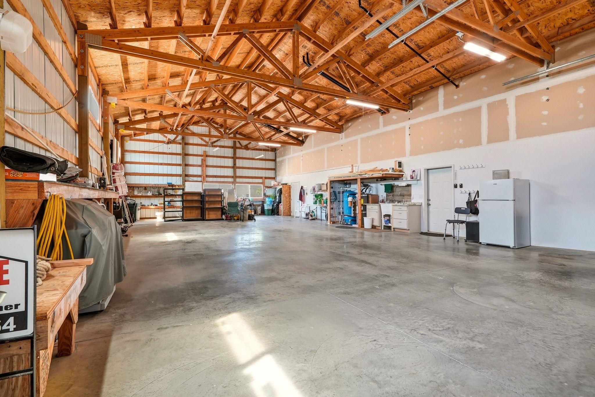 2110 W Ballard Rd