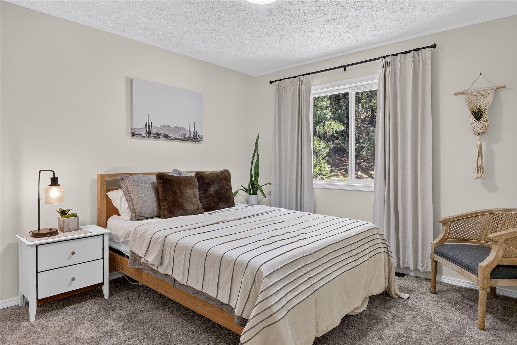 10108 N SEMINOLE Dr