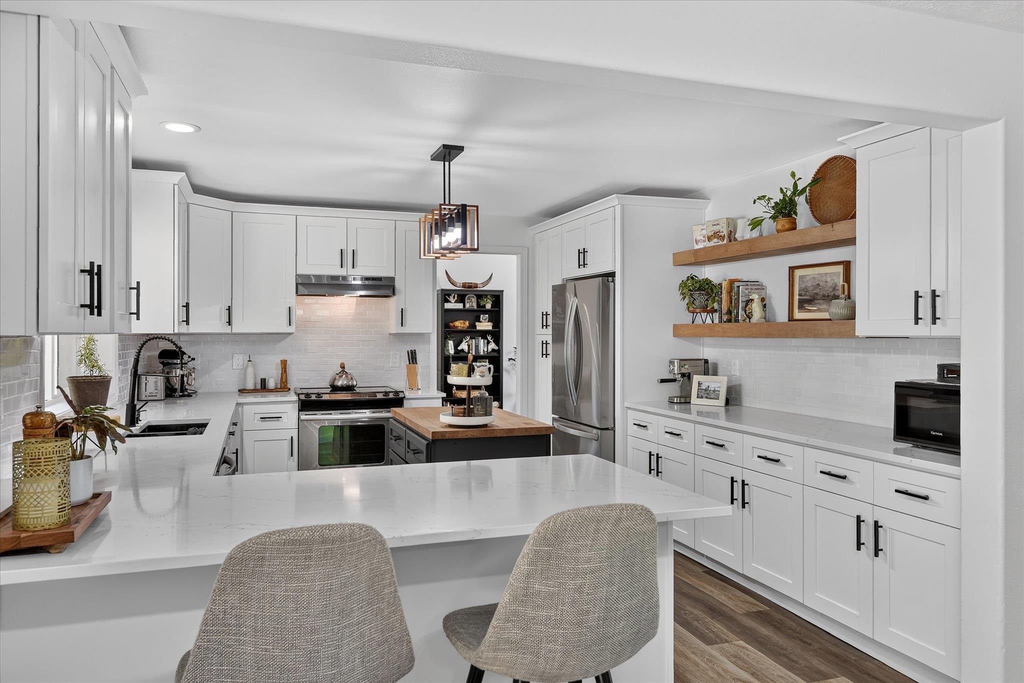 10108 N SEMINOLE Dr