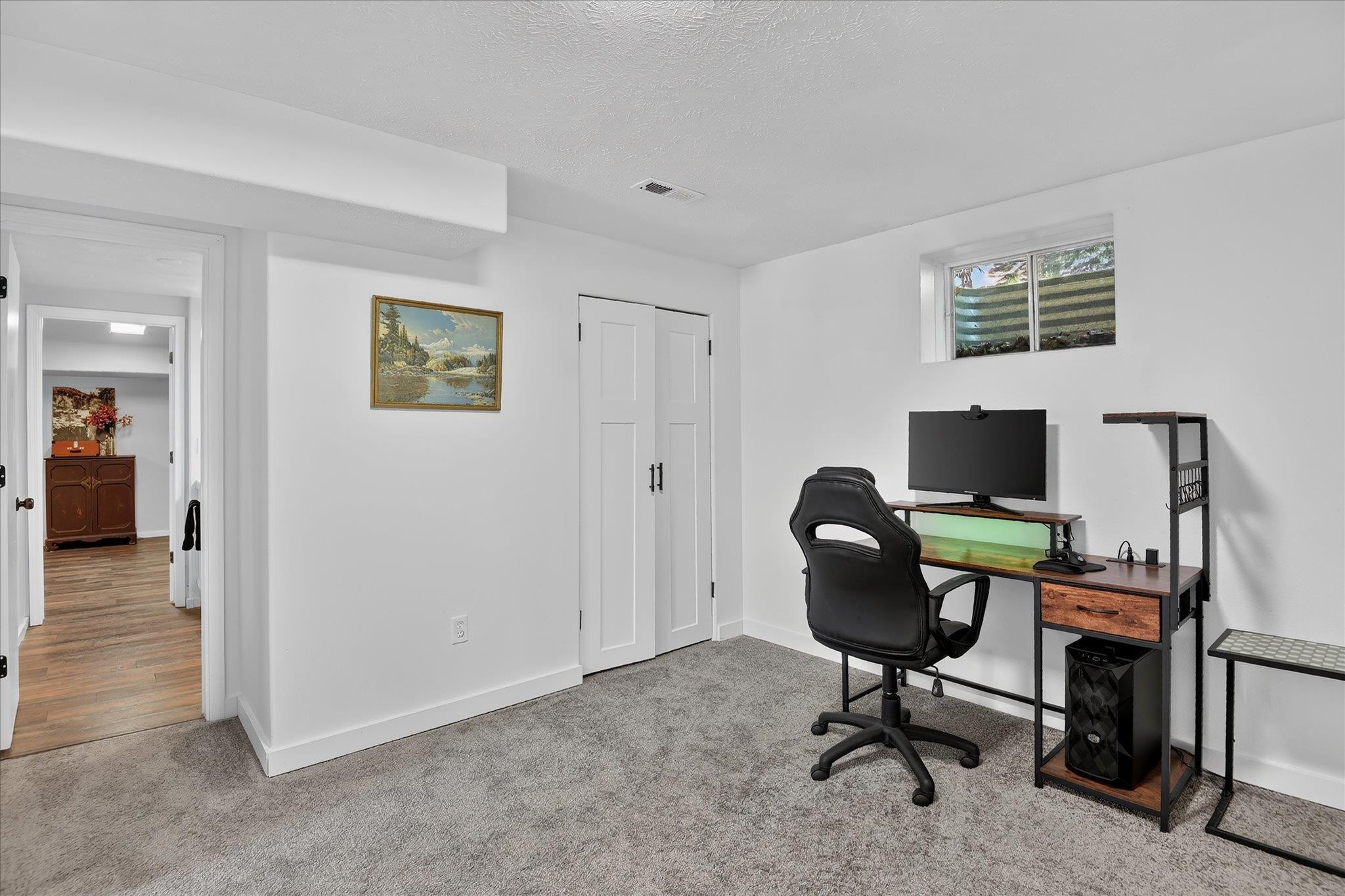 10108 N SEMINOLE Dr