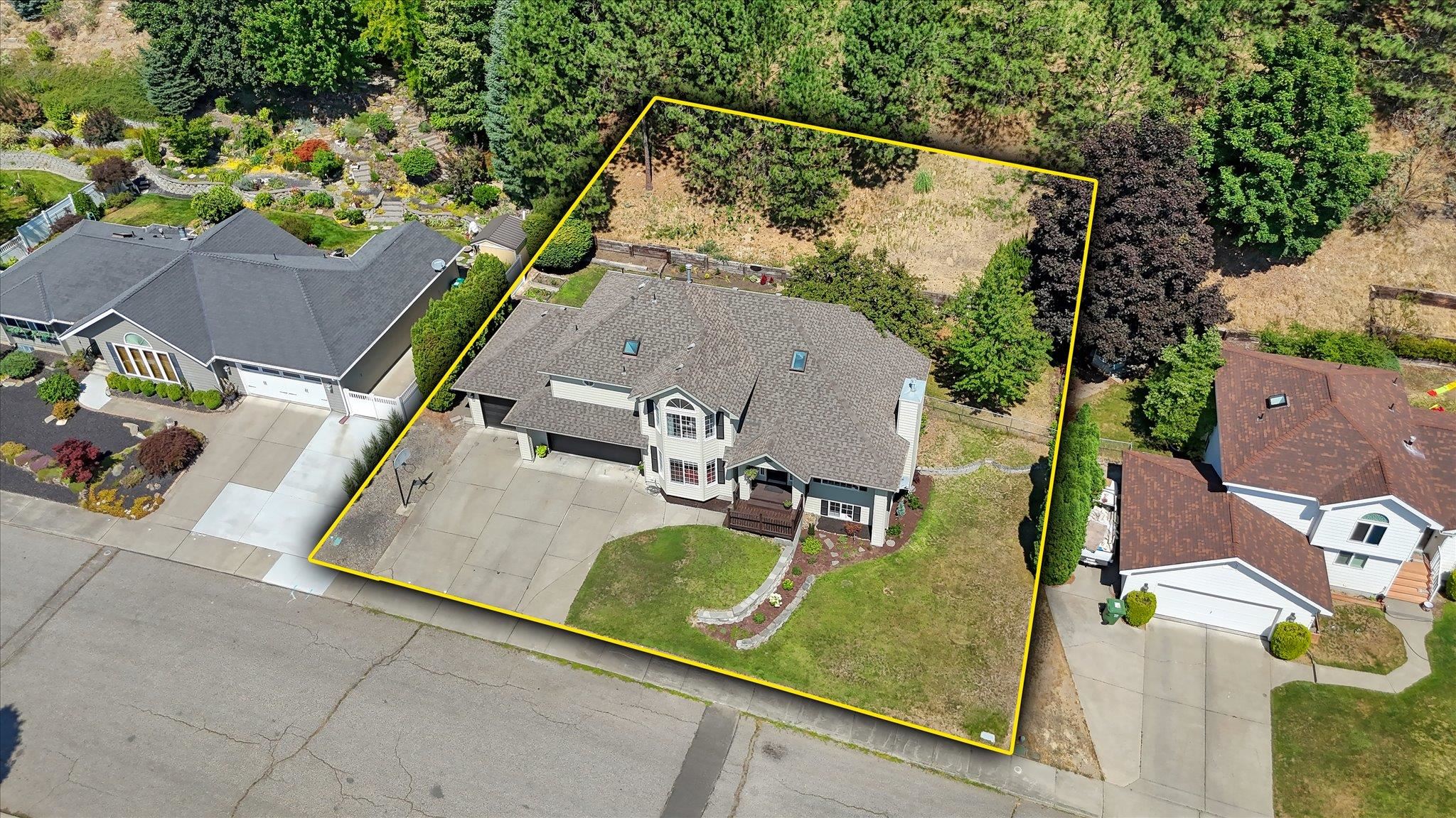 10108 N SEMINOLE Dr