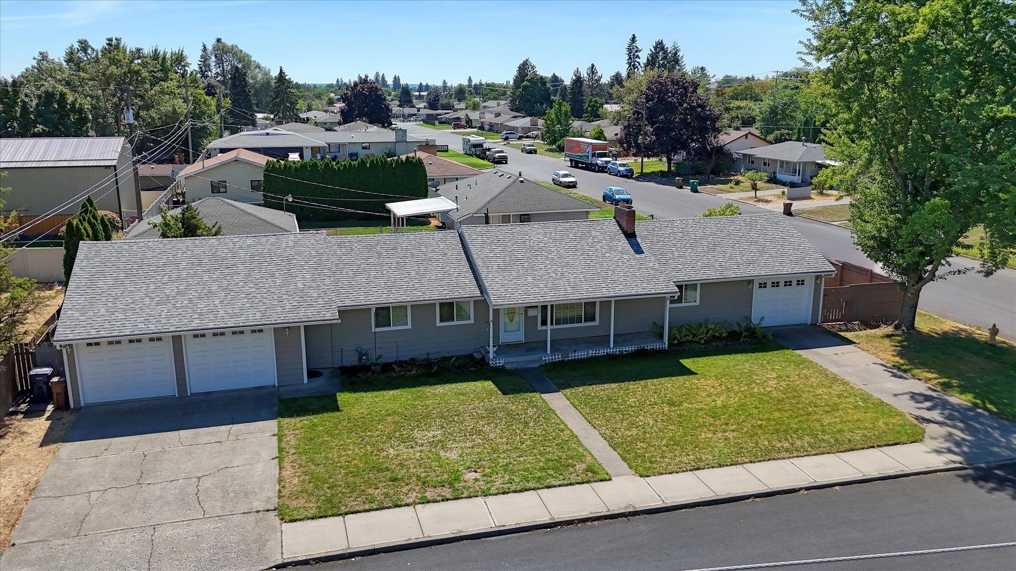 534 E COZZA Dr