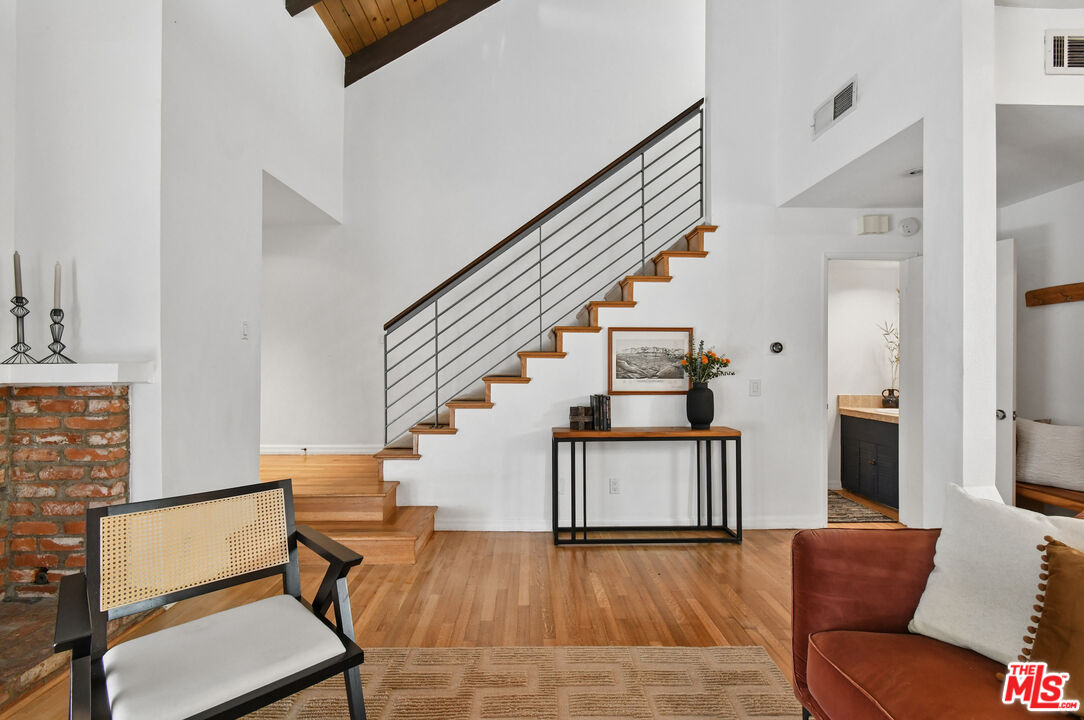 4241 Colfax Ave Unit: J