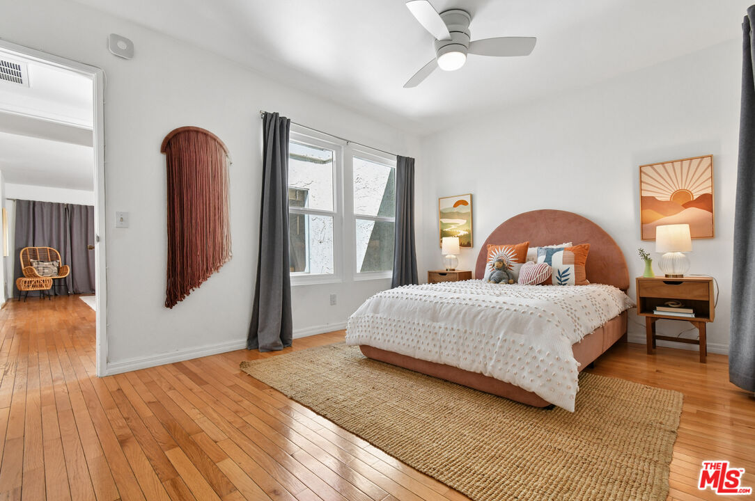 4241 Colfax Ave Unit: J