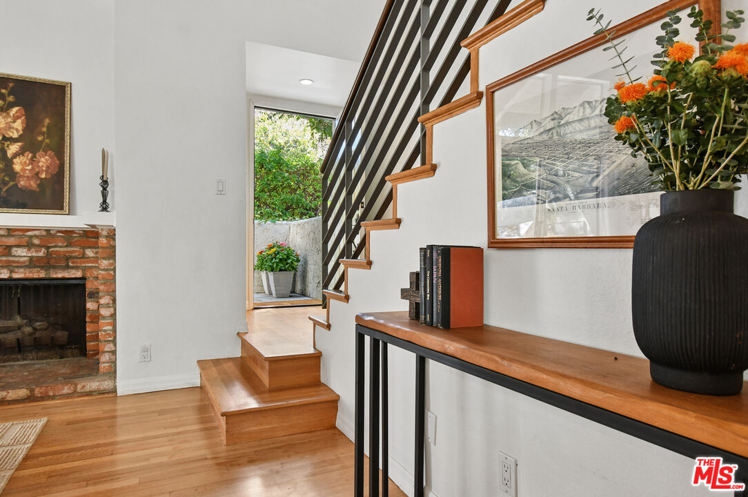 4241 Colfax Ave Unit: J