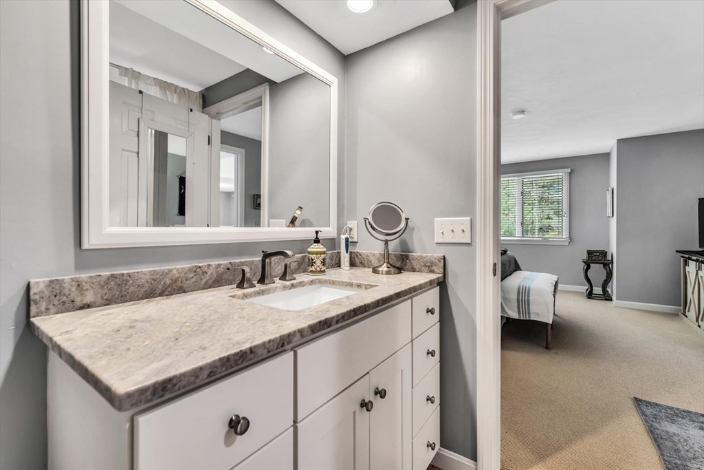 51 Portside Dr # 51