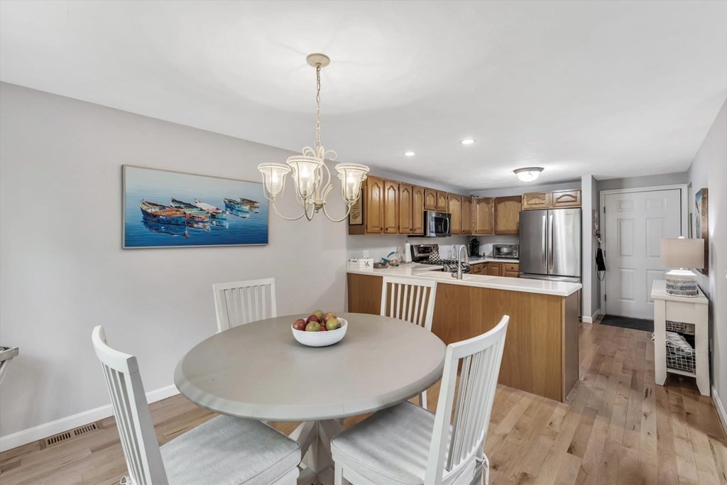 51 Portside Dr # 51