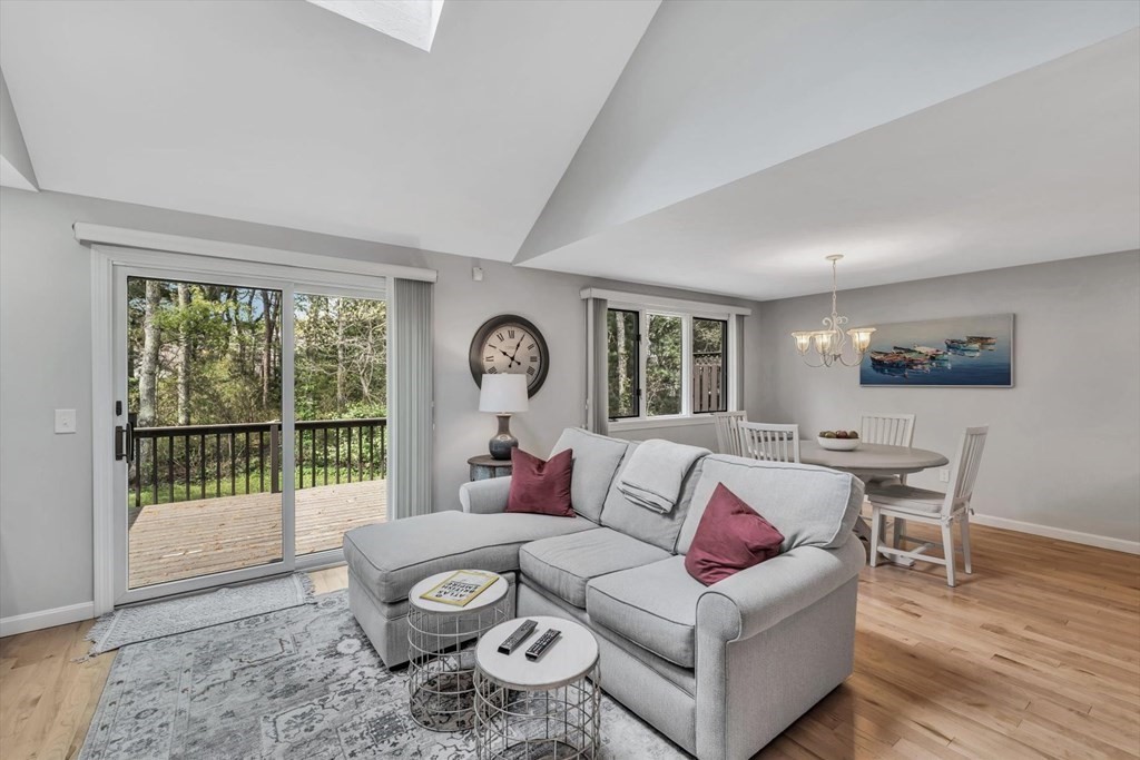 51 Portside Dr # 51
