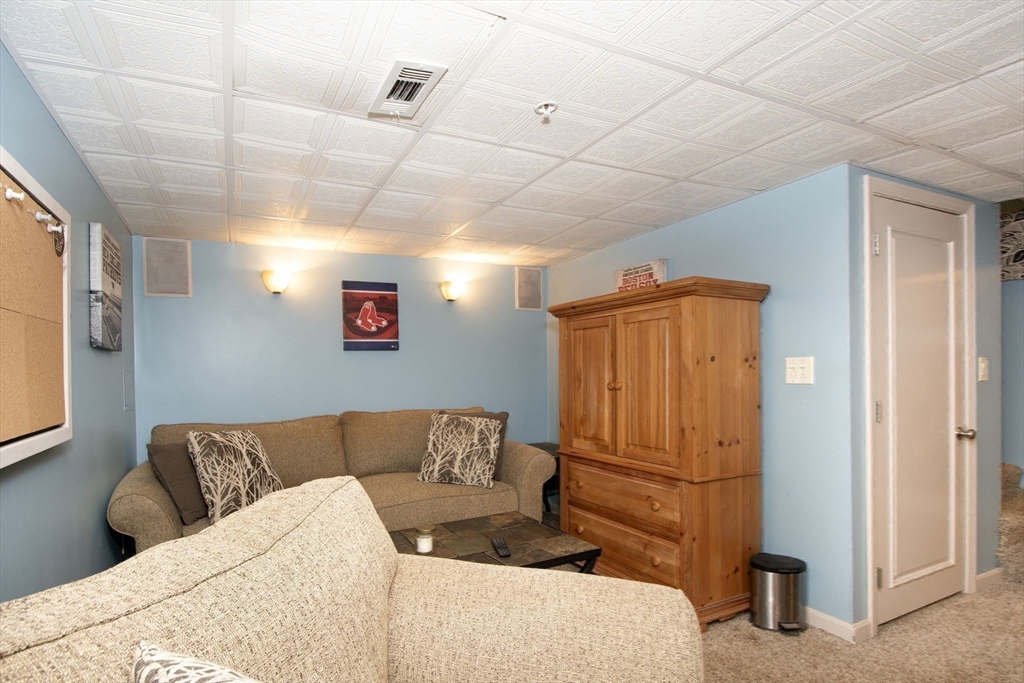 206 Thayer Street # 206