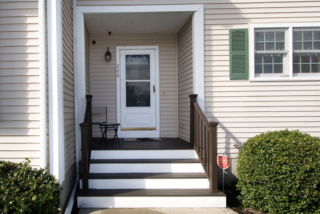 206 Thayer Street # 206