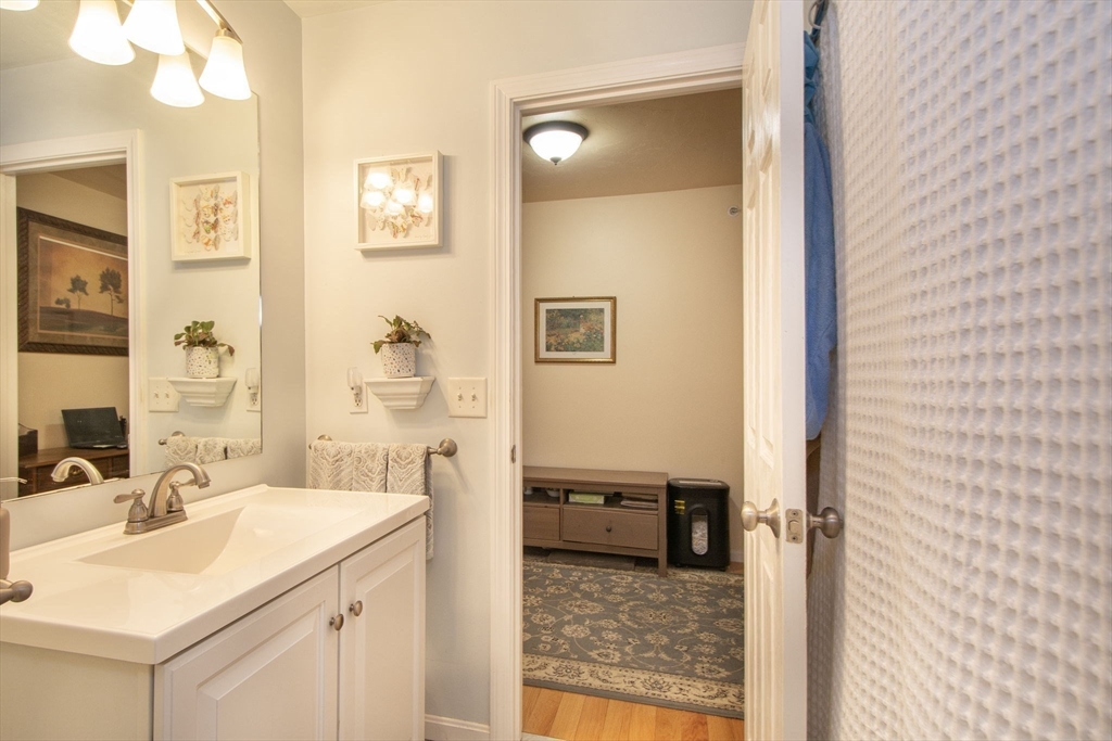 206 Thayer Street # 206