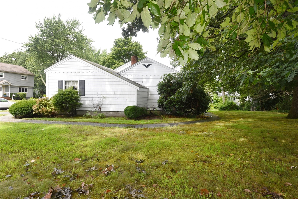 35 Ingrid Road