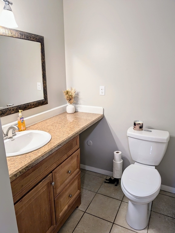 220 Bedford # 2F