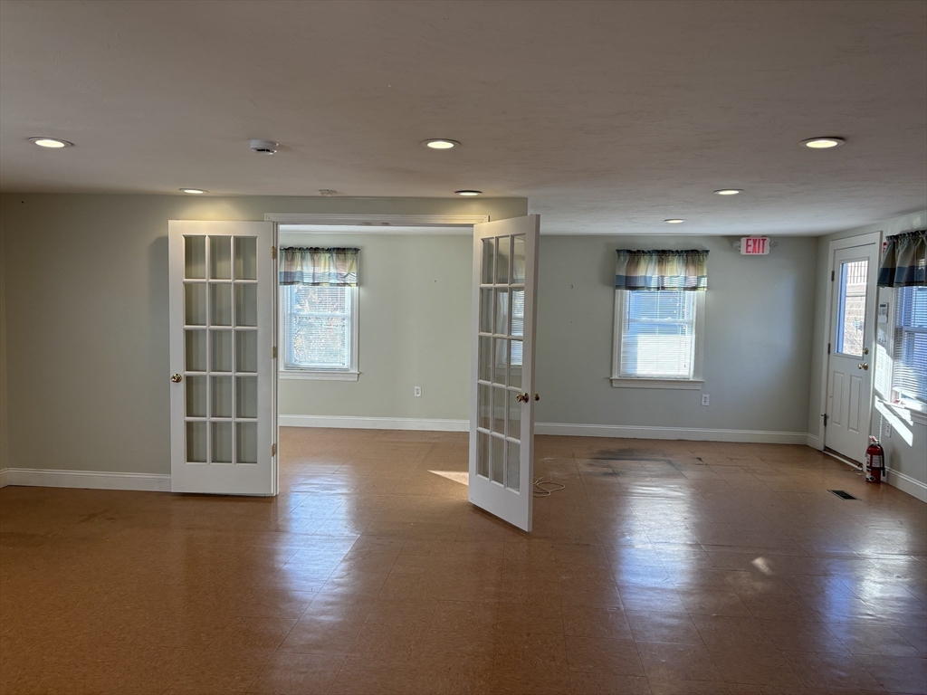 1581 Main Street