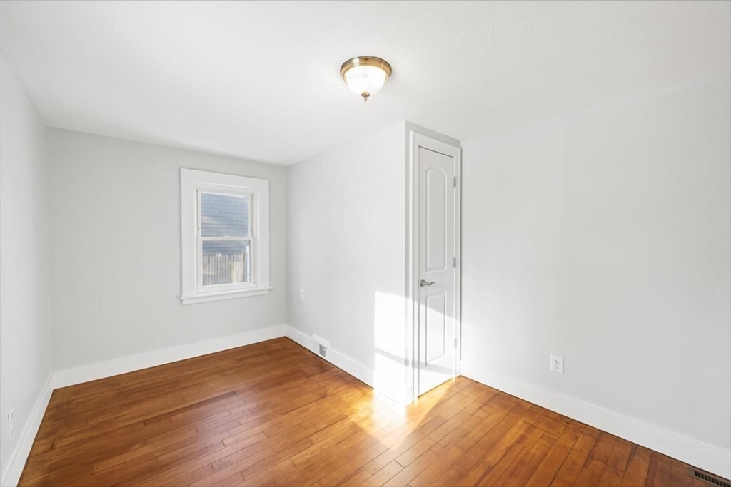 9 Cynthia Ave