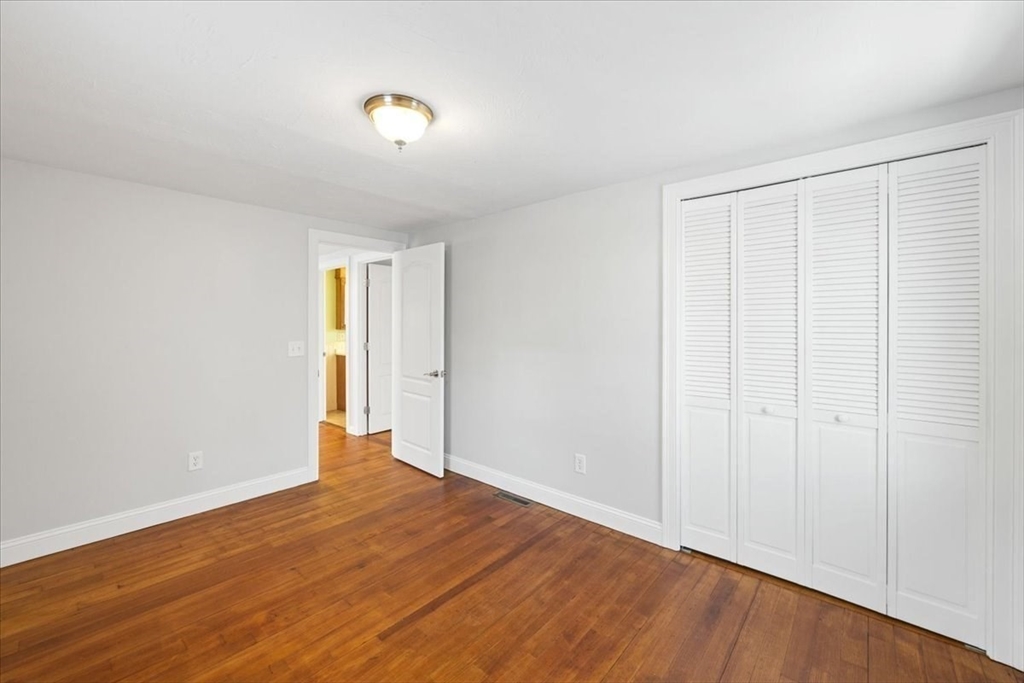9 Cynthia Ave