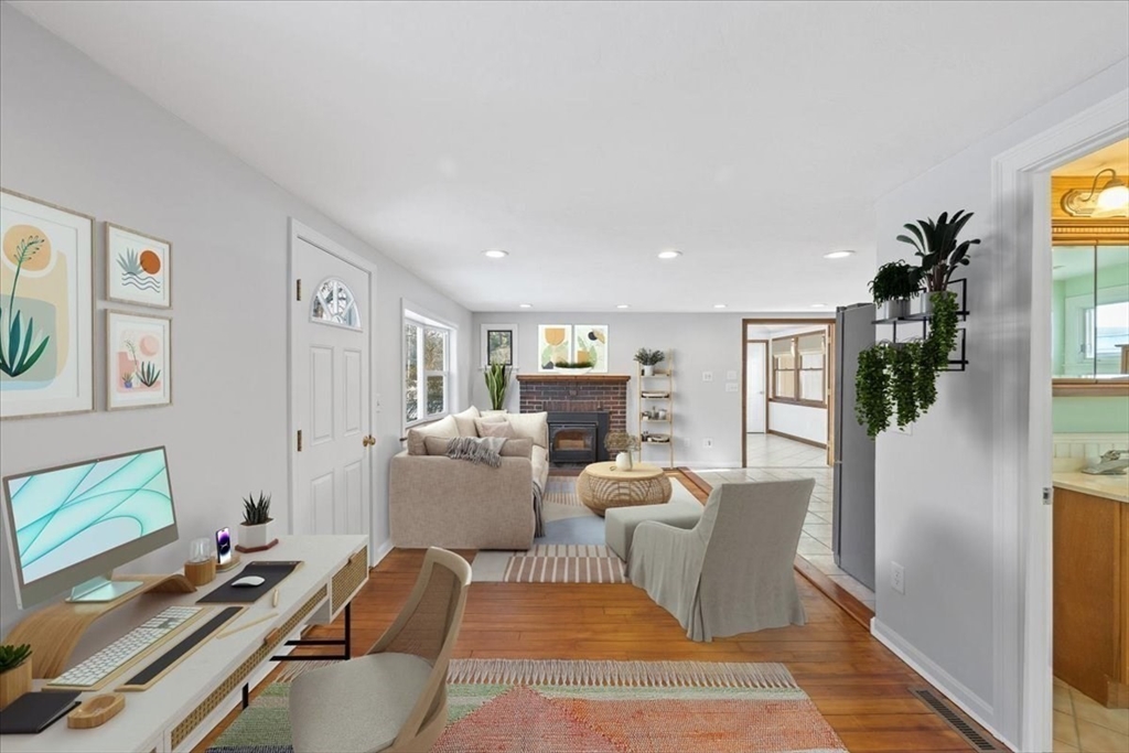 9 Cynthia Ave
