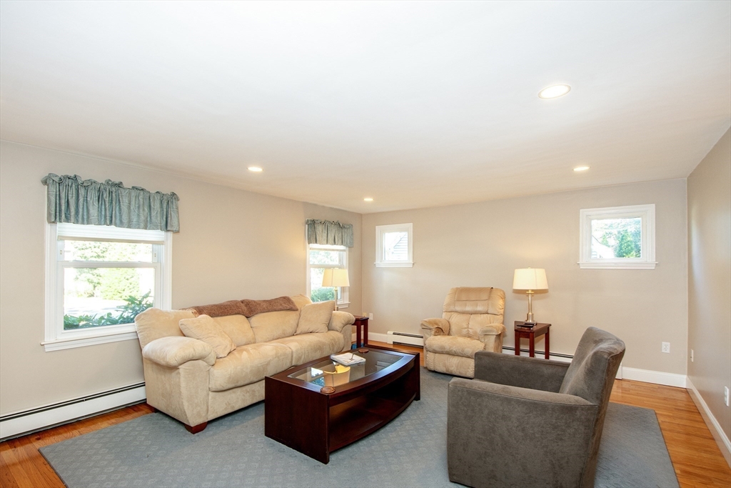 24 Briarwood Trail