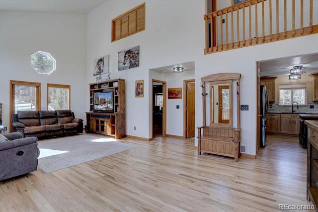 10438 Sunlight Lane